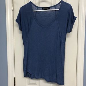 Loose hanging tee